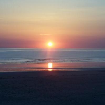 coucher du soleil sur les îles Chausey